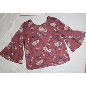 Womens Jolt 3/4 sleeve blouse, frill sleeves. Size large